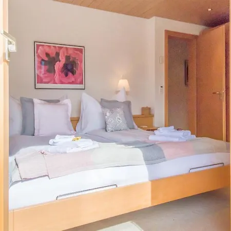 Millennium Apartment *