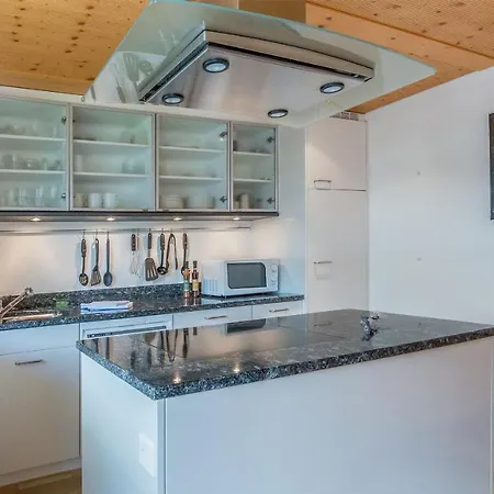 Millennium Apartment *